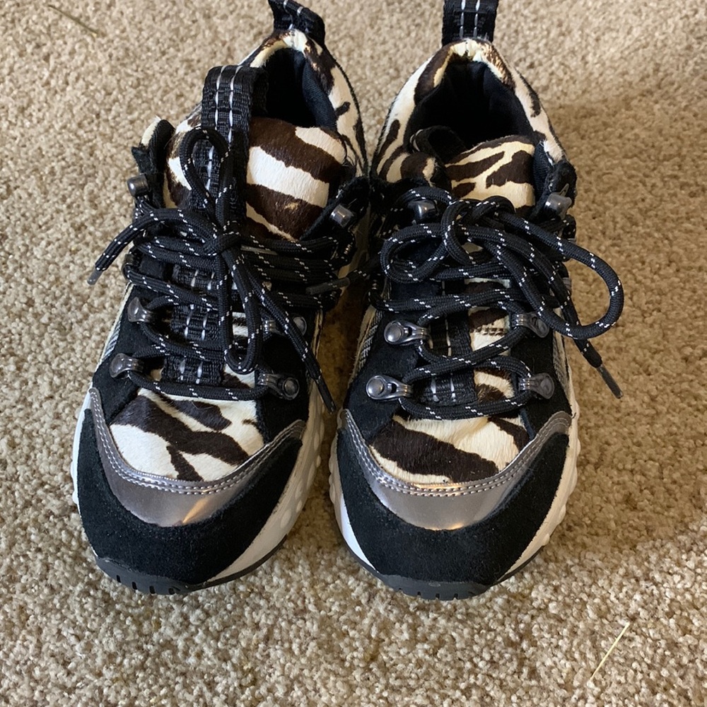 Leopard DKNY sneakers brand new